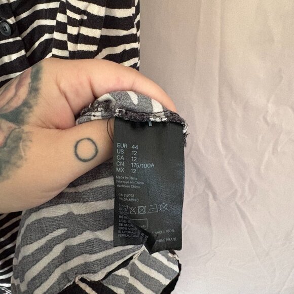 H&M Womens Zebra Print Midi Button Down Spaghetti Strap Dress Size 12 Cozy Smock - Picture 7 of 12